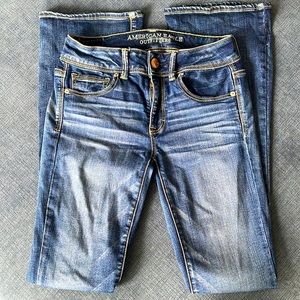 Size 4 long American eagle kick boot jeans. Used, without tags. Barely worn.